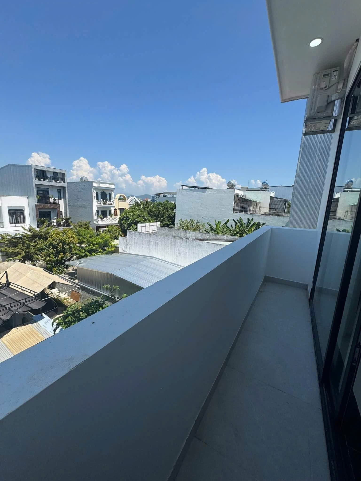 Apartment for Rent –  Ngũ Hành Sơn, Đà Nẵng — Studio fully furnished (photo 4)