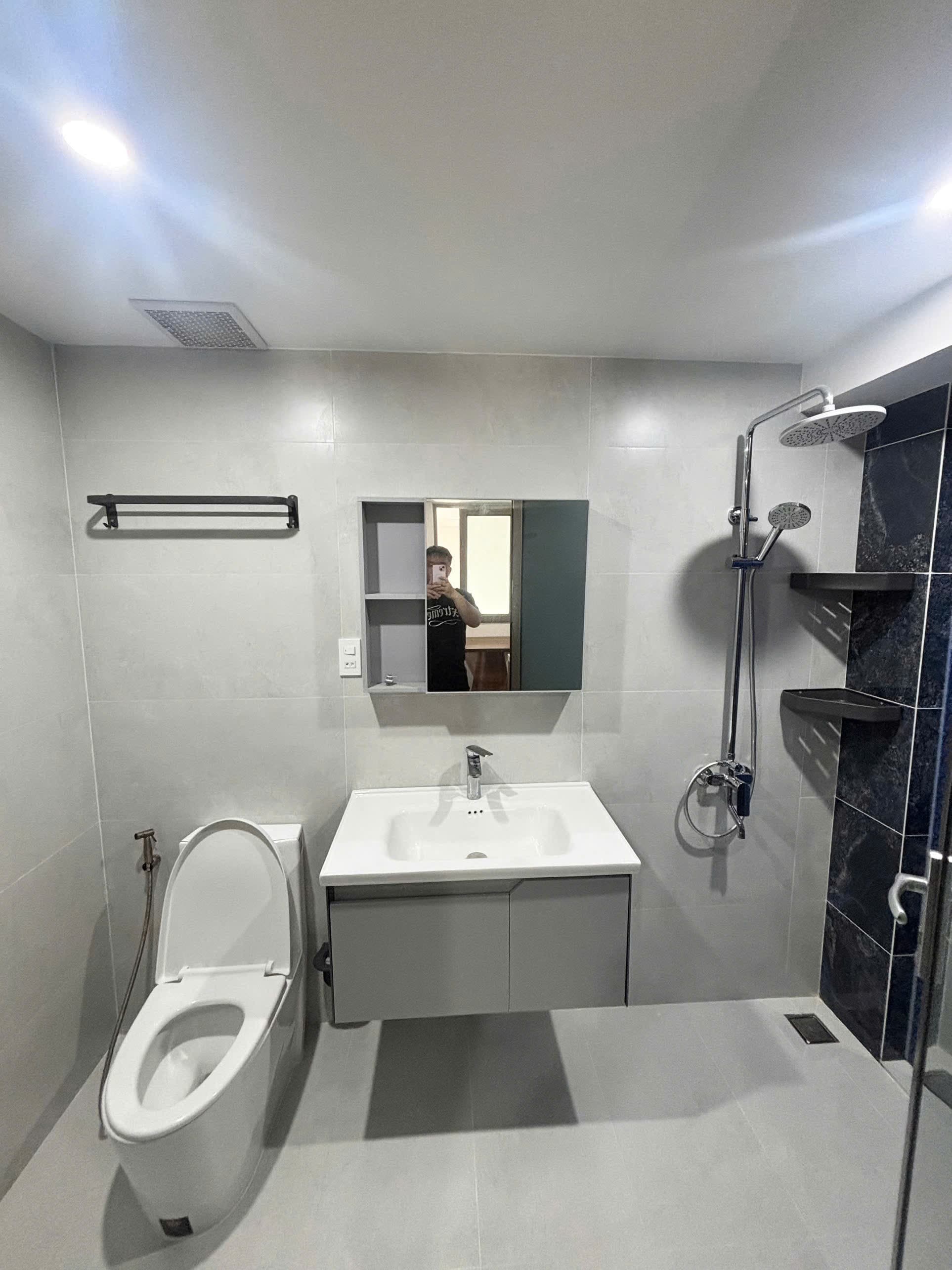 HOT DEAL IN SON TRA – REDUCED TO ONLY 10 MILLION VND/MONTH — 1BR fully furnished (photo 2)